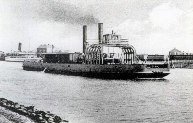 Stoompont ss Enkhuizen I vertrek uit Stavoren